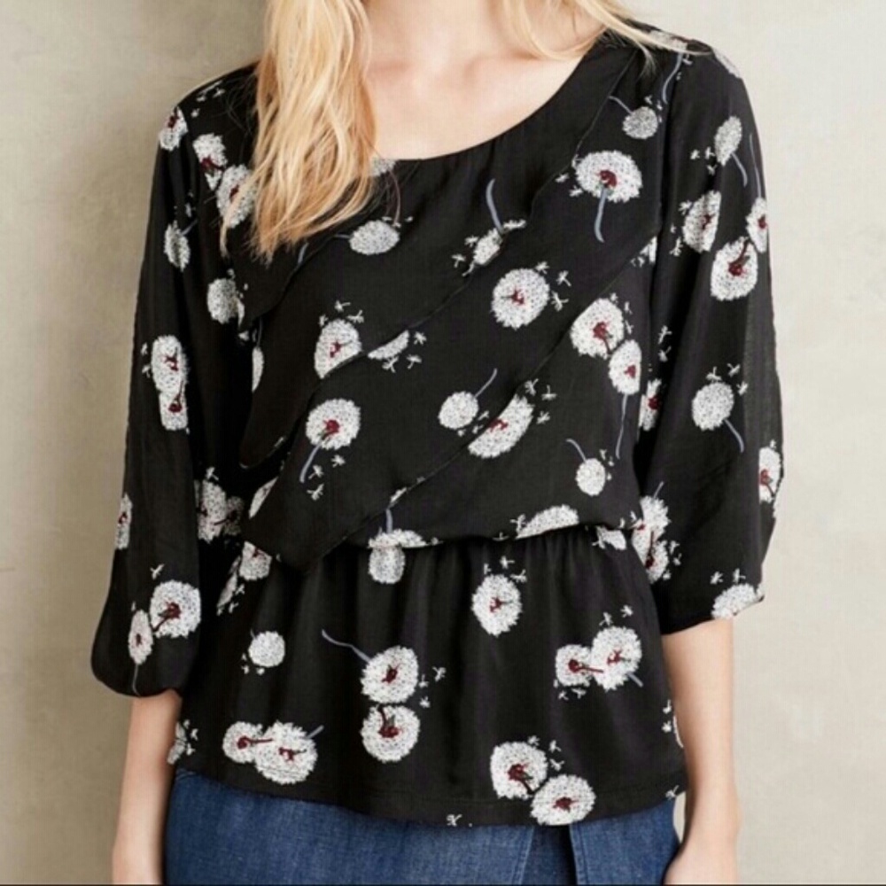 Black top with cut out sleeves